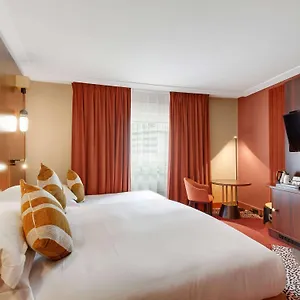 Nest Paris La Defense - Mgallery Collection فندق بيتّو